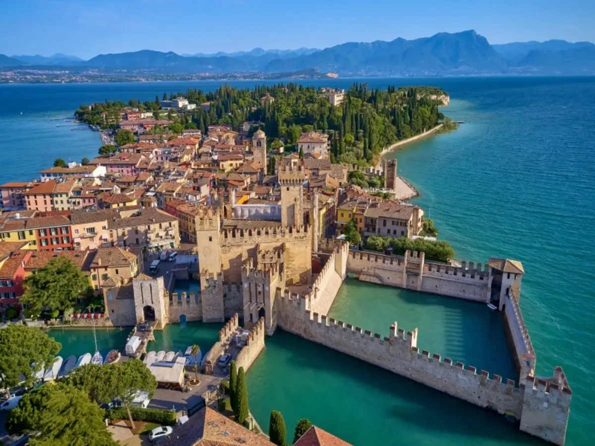 Discovering Garda Lake