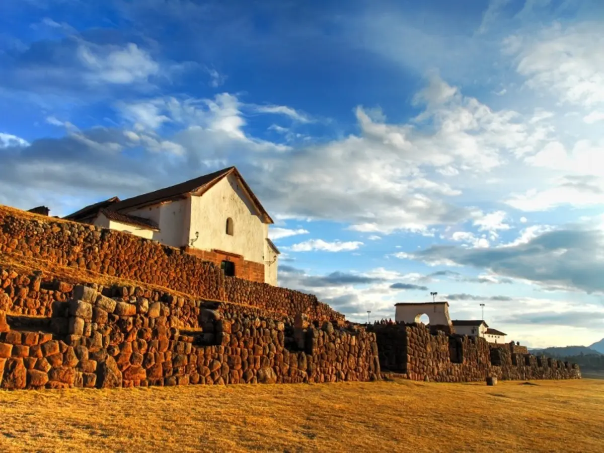 Andes & Galapagos (Multi country)