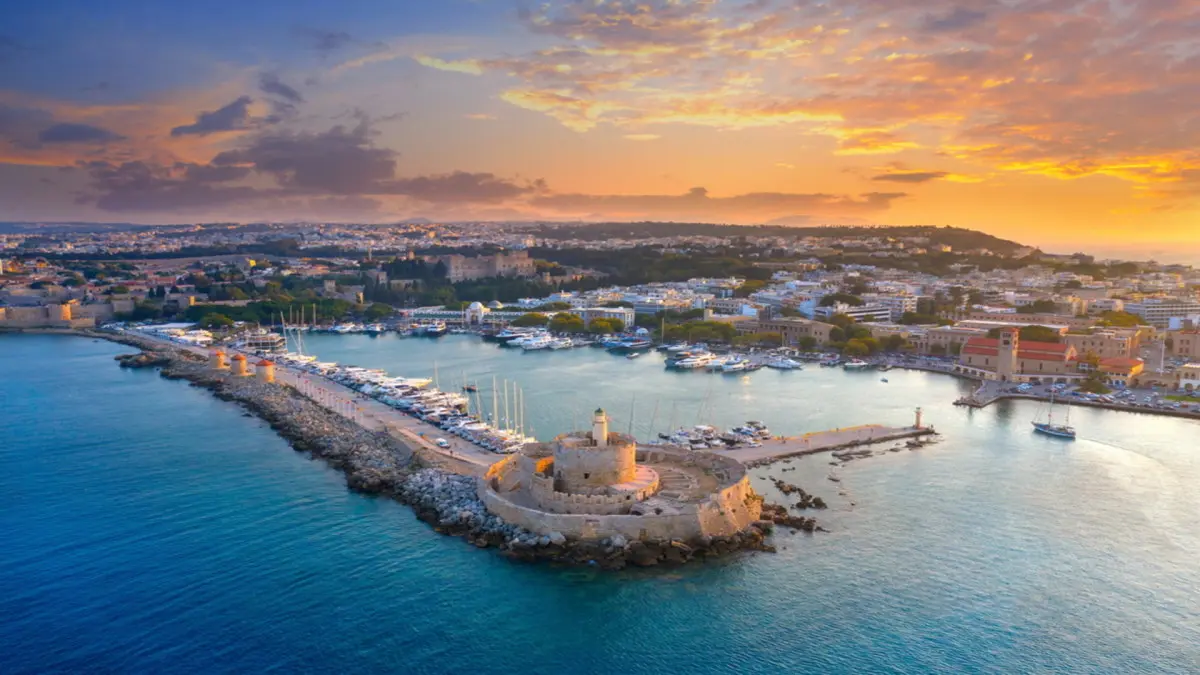 Découverte de Rhodes en 4*