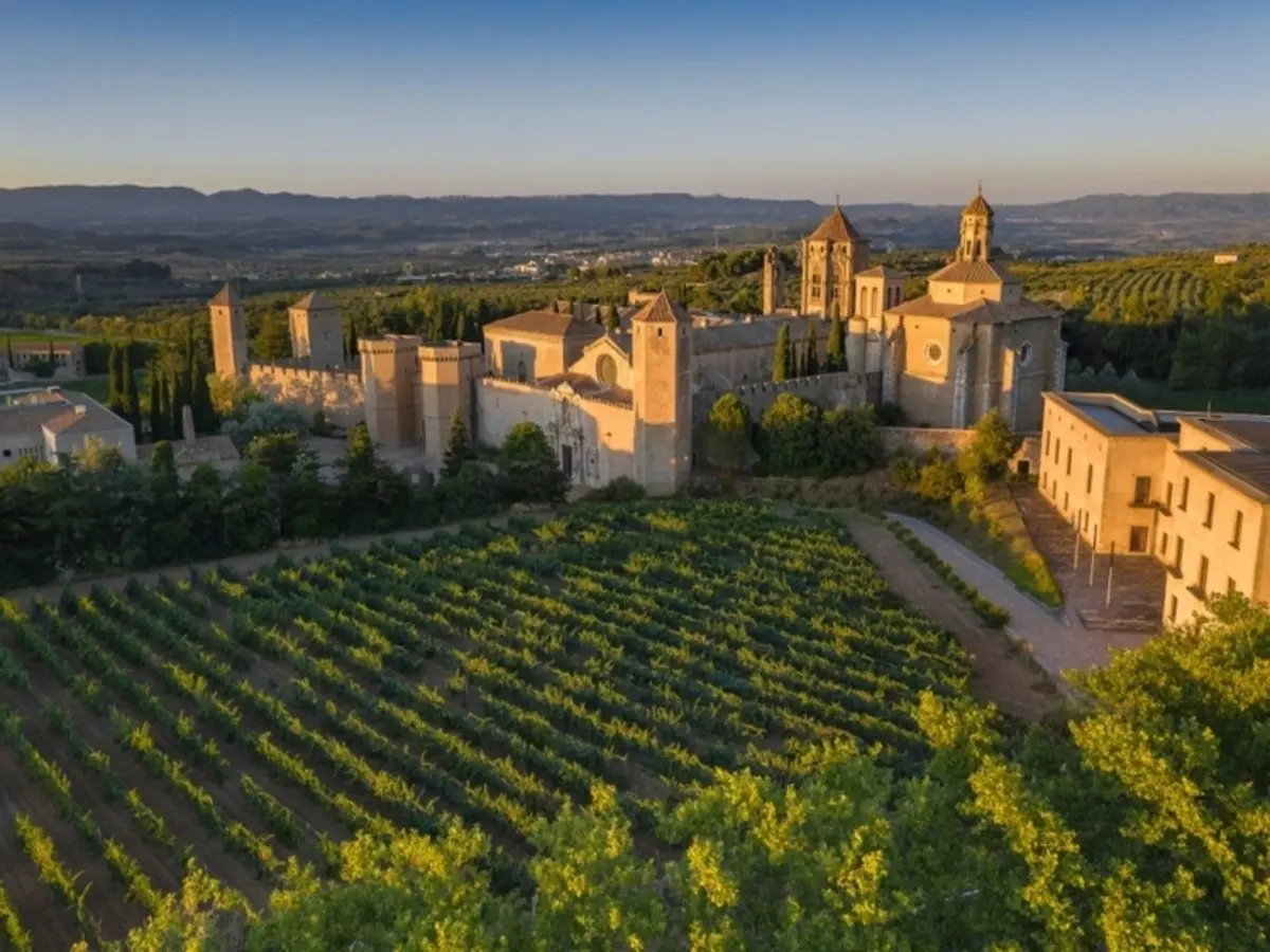 Autotour Catalogne 4* 5 Jours