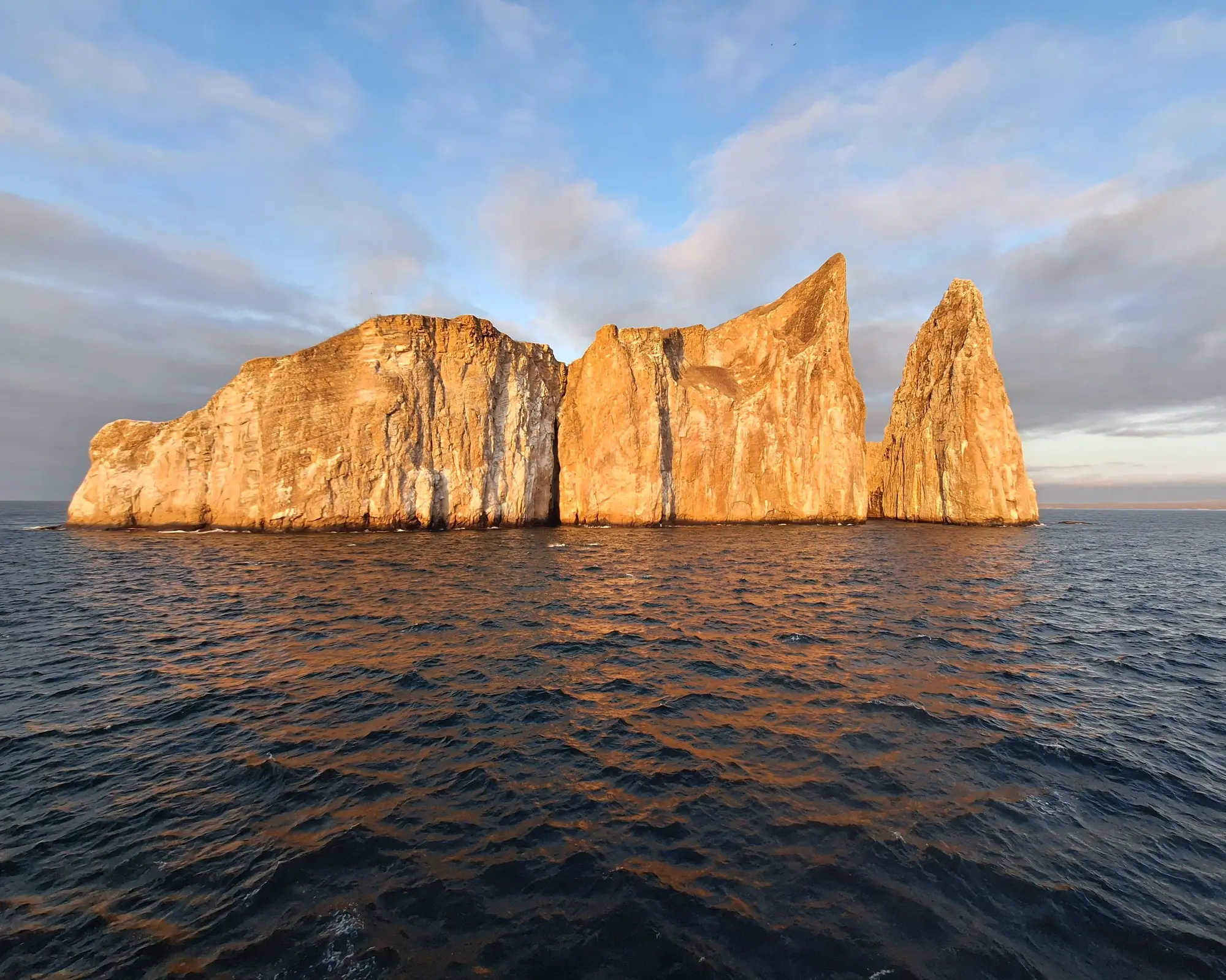 Full Galapagos Island / 9 days