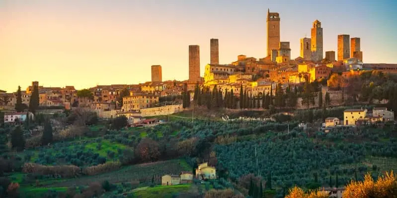 DAY 7: CHIANTI – SAN GIMIGNANO – MONTALCINO – SIENA