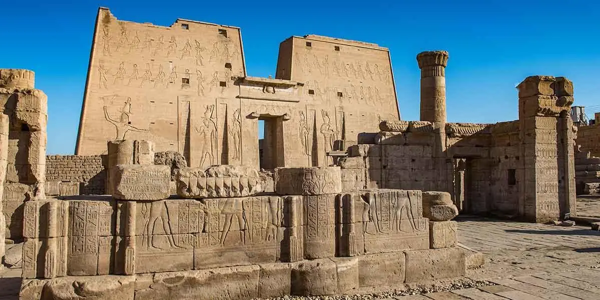 Day 5: Edfu - Kom Ombo - Aswan