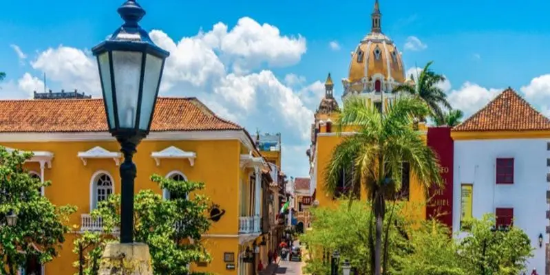 Day 4. BOGOTÁ – CARTAGENA (Flight not included)