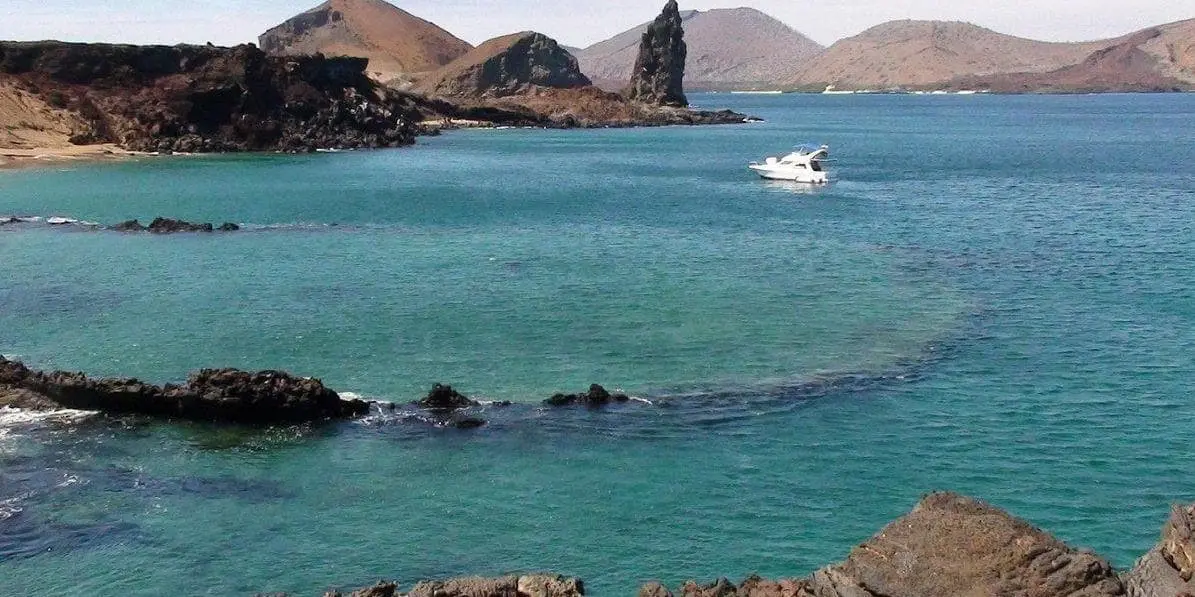 DAY 4 • SANTA CRUZ ISLAND