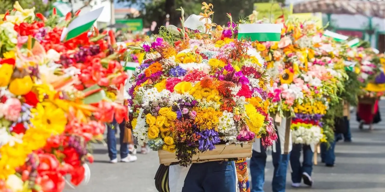 Feria de Las Flores 2026 en Medellín desde 321 €