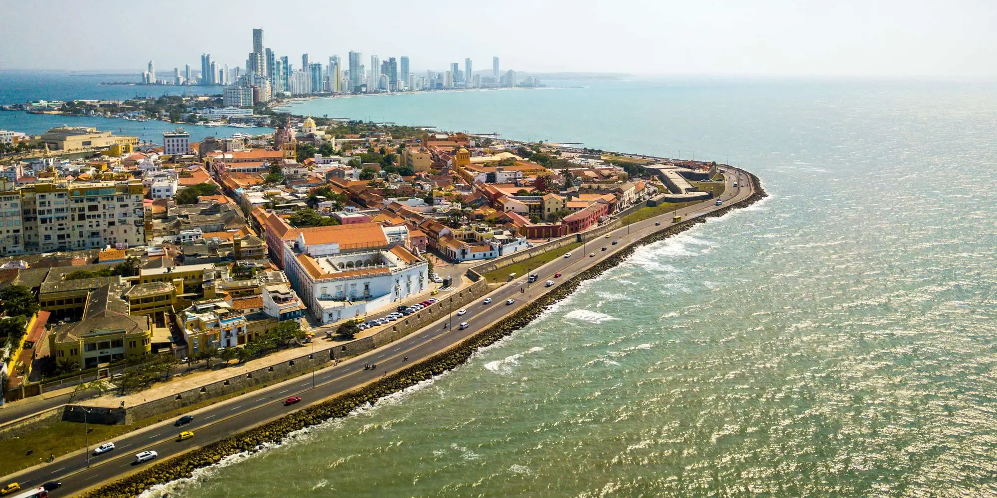 Must-See Colombia: MDE + PCC + CTG