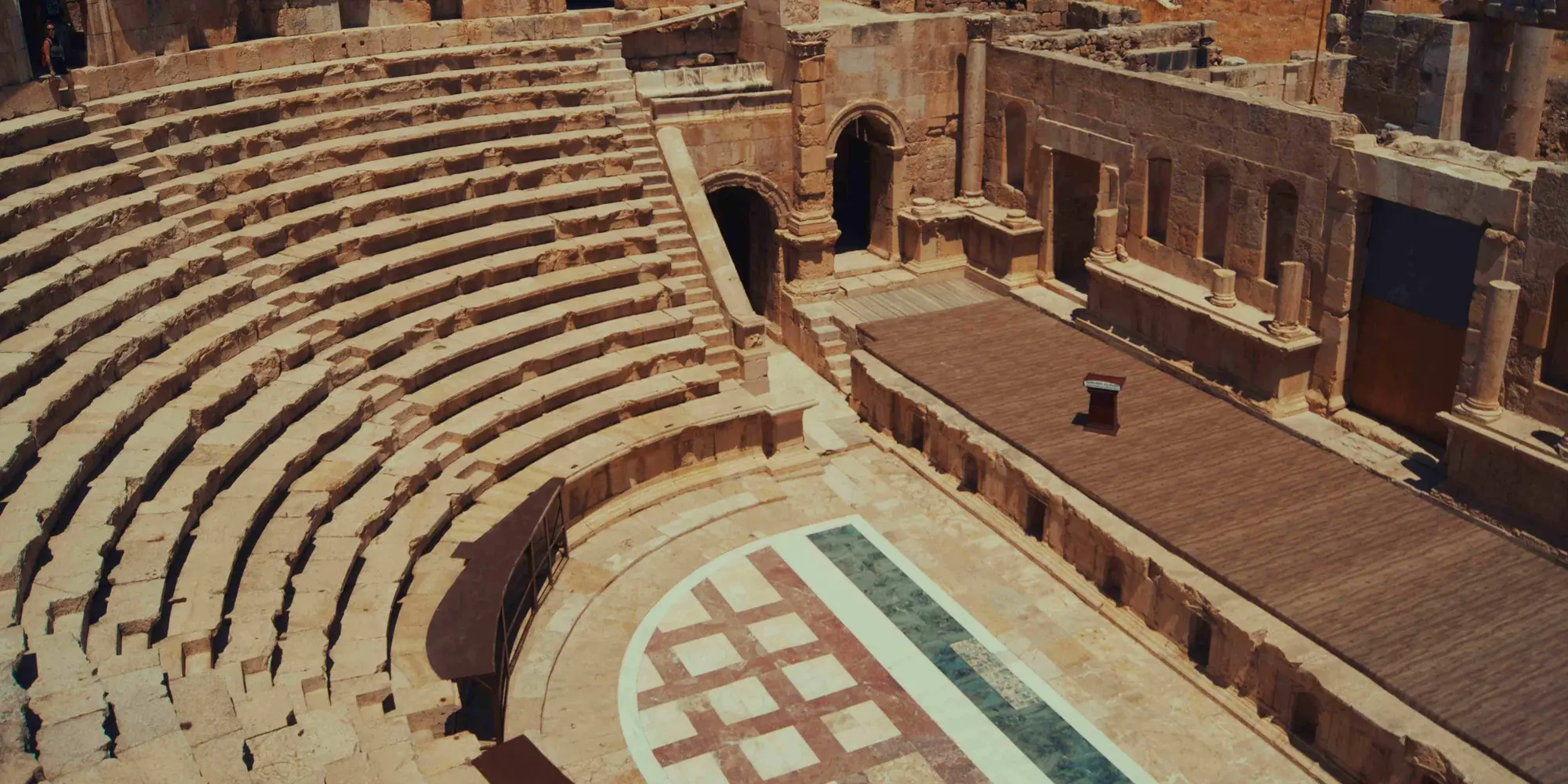DAY 1: AMMAN AND ITS ROMAN PAST