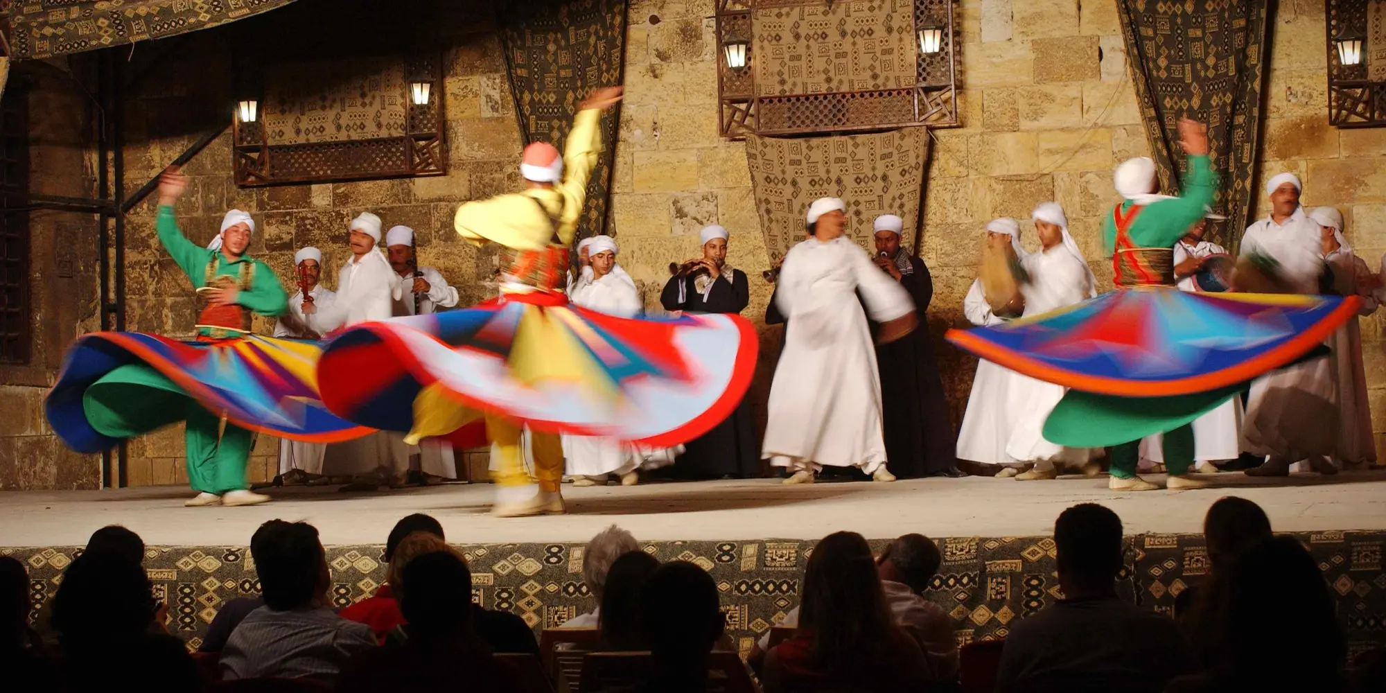 EL CAIRO 10 – CITY TOUR (B, L)