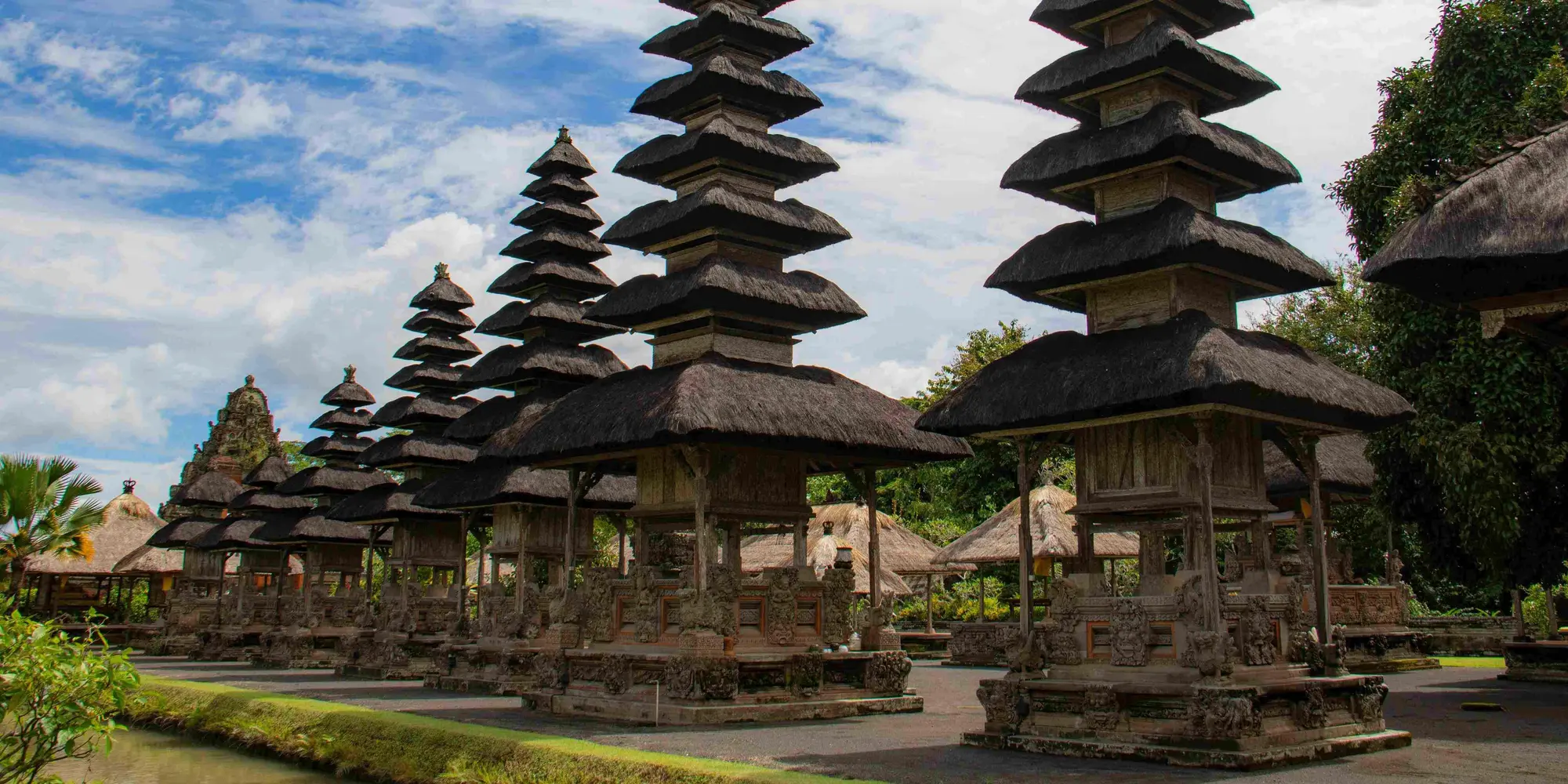 DAY 4: FLIGHT TO BALI AND CHECK-IN AT AN ADAPTED RESORT