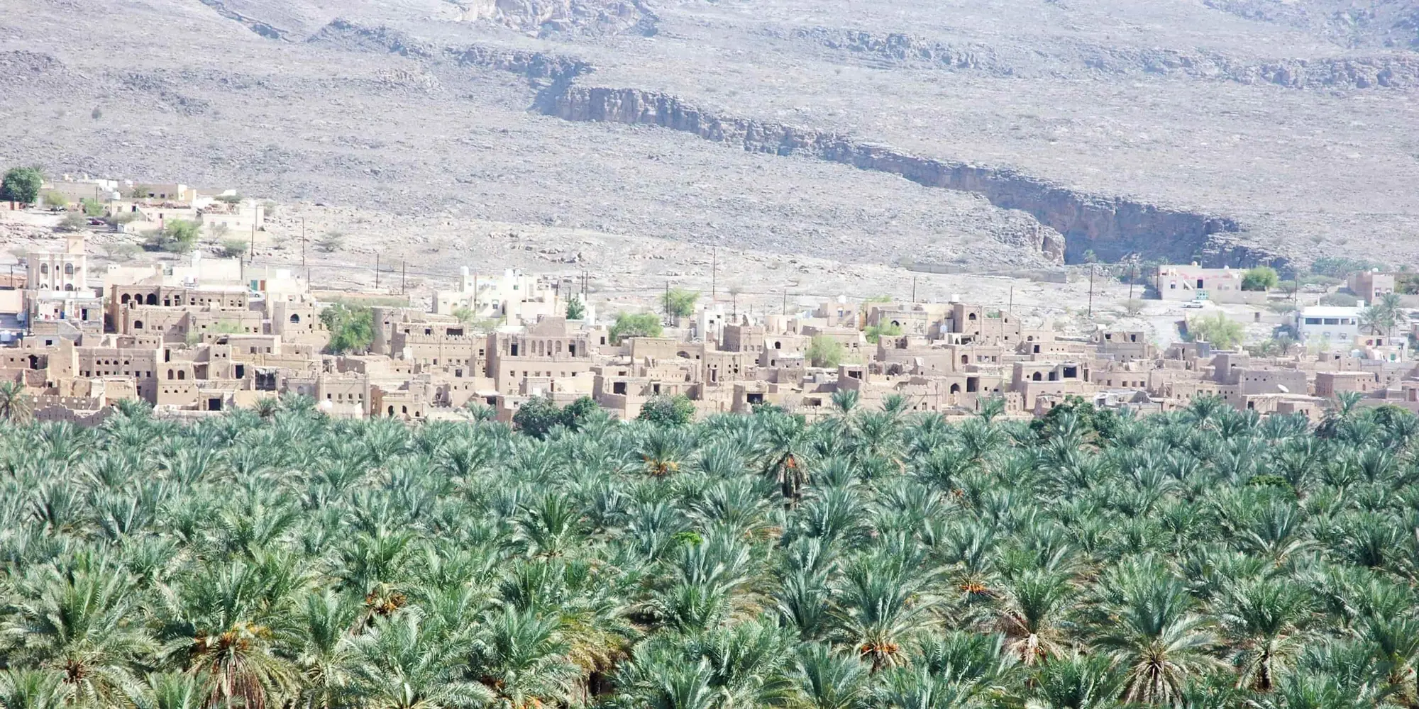 DAY 04 | JABAL SHAMS – AL HAMRA – NIZWA (4WD) (1.5 hrs. drive) ​