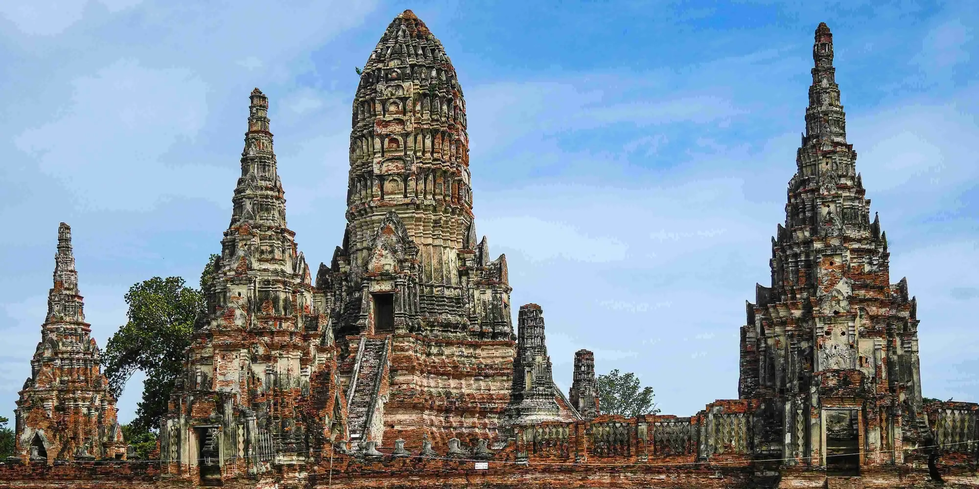 DAY 3: AYUTTHAYA EXCURSION AND OVERNIGHT IN SILOM