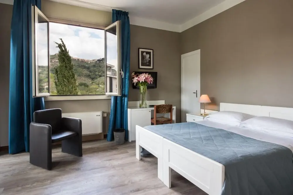 Grand Hotel Panoramic 4*