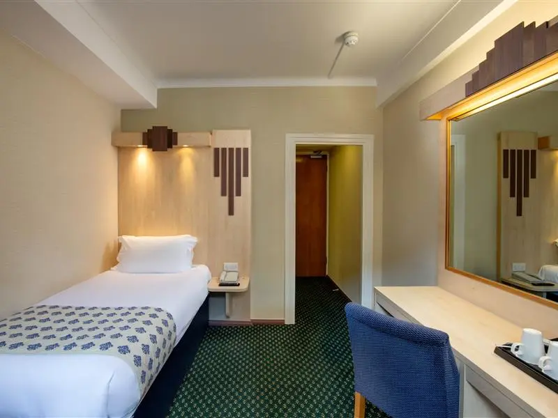 Tavistock Hotel