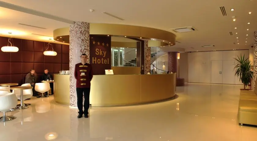 Sky Hotel Tirana 4*