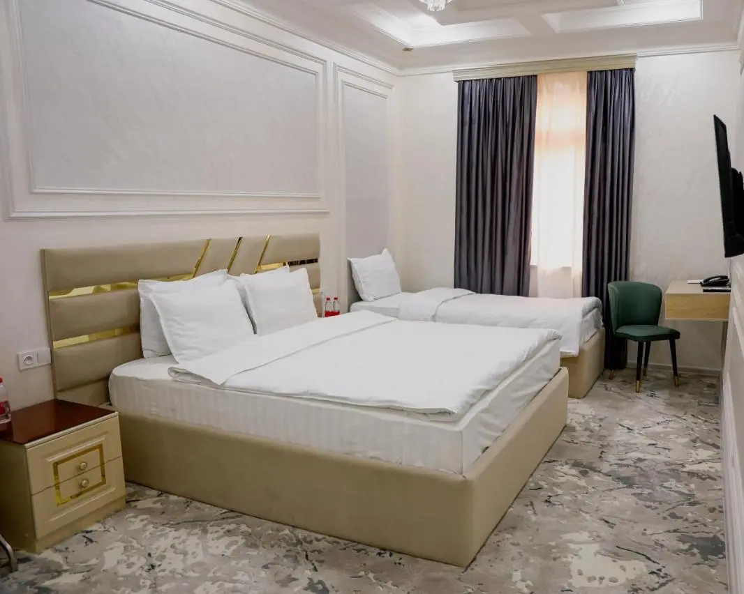 KO'K SAROY PLAZA HOTEL