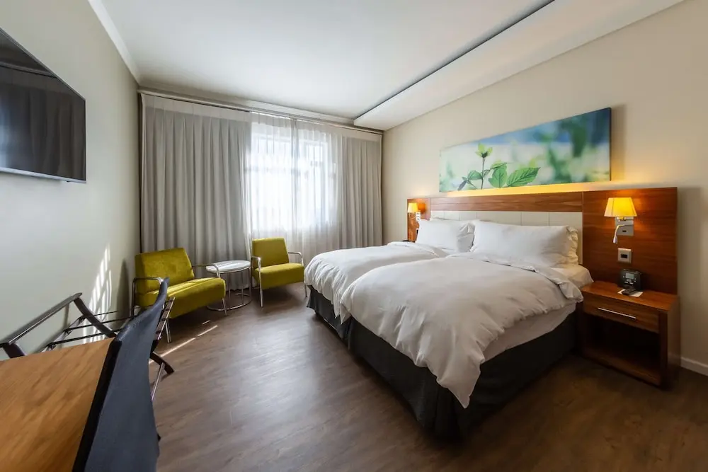 DoubleTree by Hilton Cape Town - Upper Eastside