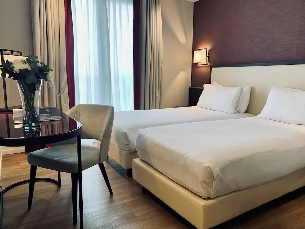 Hotel St. Martin ou Similar