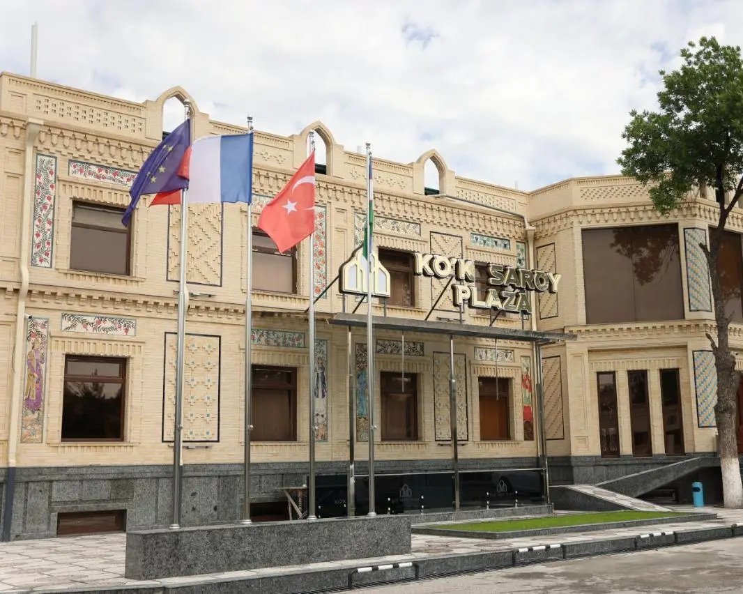 KO'K SAROY PLAZA HOTEL
