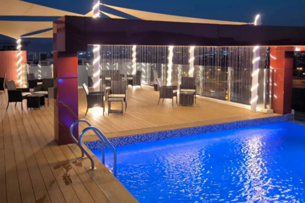 Carnelian Muscat - Airport Hotel