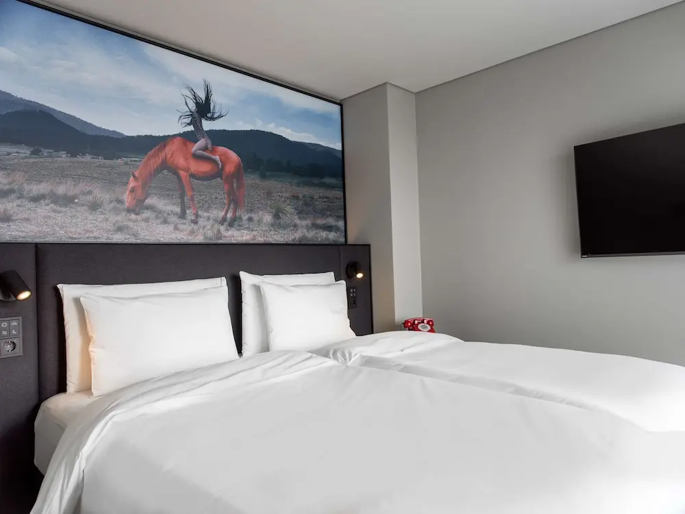 Radisson RED Helsinki, Room