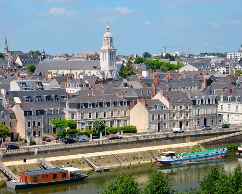 Angers, Francie