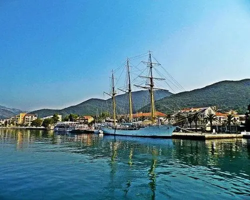 Tívat, Černá Hora
