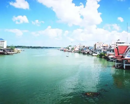 Surat Thani, Tajlandia