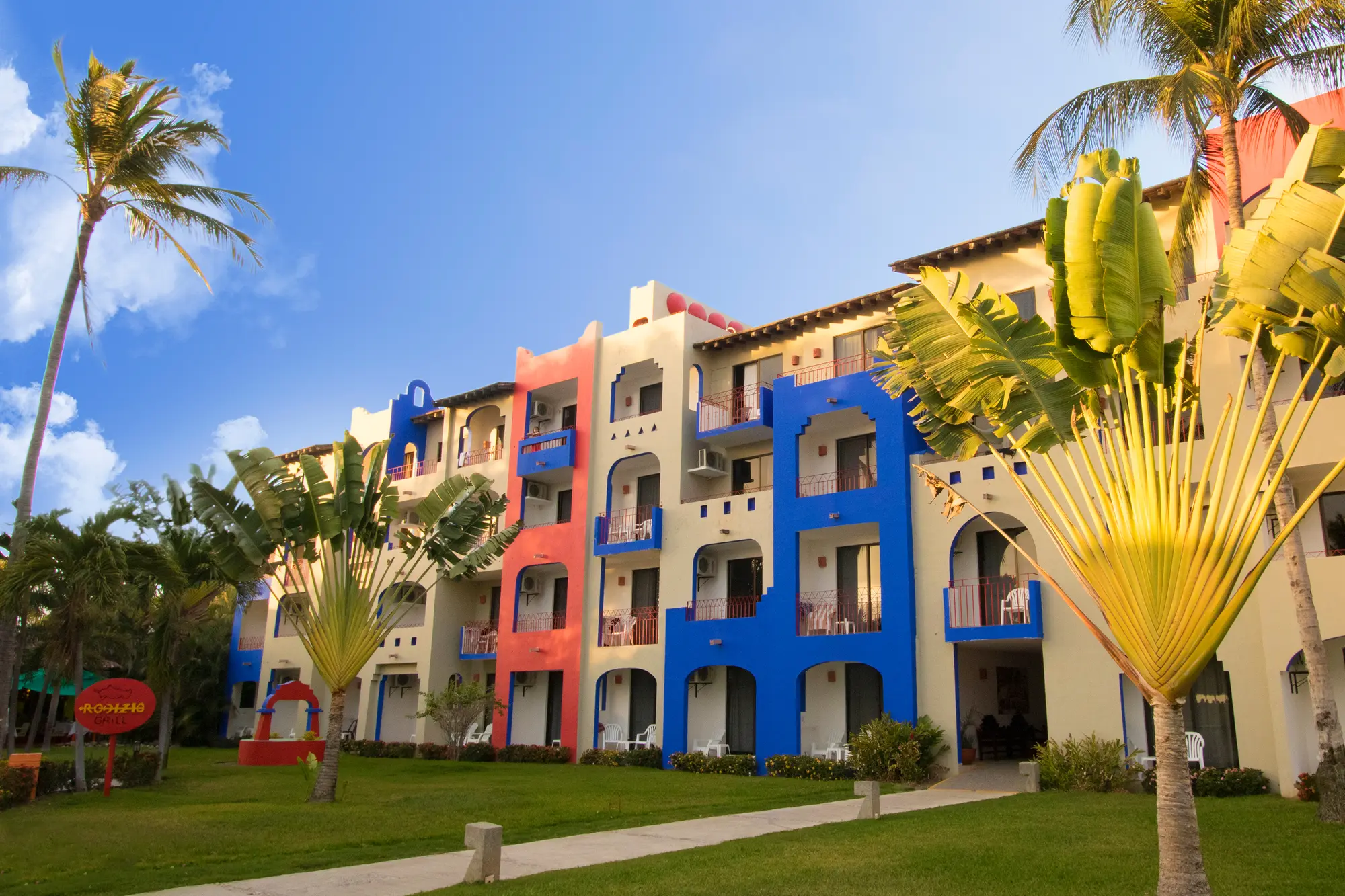 Grand Decameron ComplexBucerias Trademark All-Incl - OLR Mayorista