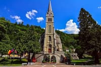 Imagen - Discover 4 Countries in One Day from Lucerne - Van Tour