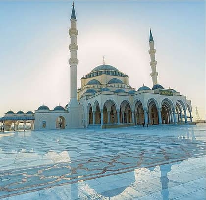 Image - Charms of the Four Emirates Serie Classic