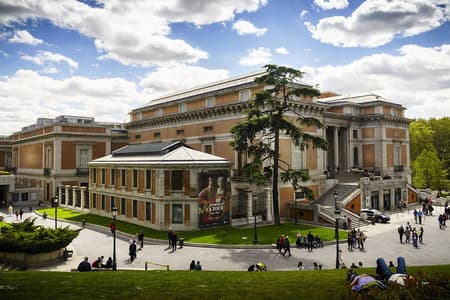 Guided Visit to the Prado Museum with Skip the Line Access in Small Group