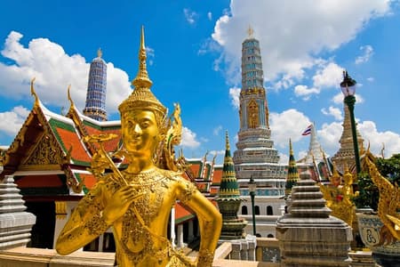 Half Day Tour to the Royal Grand Palace in Small Group with Pick Up
