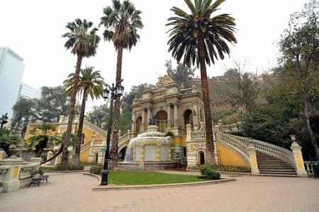 Half Day Guided City Tour in Santiago in Small Groups with Pick Up