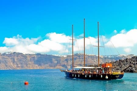 Full Day Santorini Volcano and Oia Sunset Tour