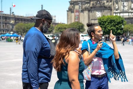 Tour Gastronómico de Tacos y Mezcal del Zócalo a Cargo del Chef Vicente Torres, Galardonado con una Estrella Michelin, en Grupo Reducido