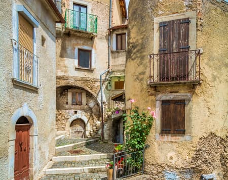 Au coeur de Castel Del Monte entre tradition et beauté