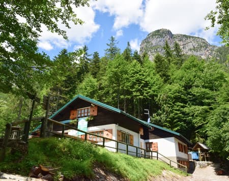 Sulle Dolomiti Friulane tra storia e natura