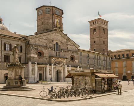 In the heart of Reggio Emilia between culture and taste