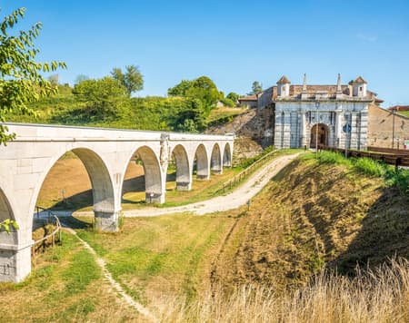 En Friuli en bicicleta eléctrica entre historia y naturaleza