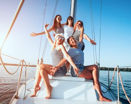En barco en Marzamemi entre naturaleza y belleza