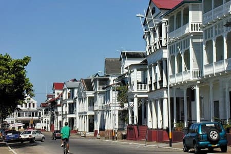 Tour por la ciudad de Paramaribo