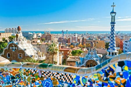 Barcelona em um dia: Sagrada Família, Parque Güell e Cidade Antiga com traslado do hotel