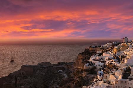 Caldera & Oia Sunset With King Thiras Boat