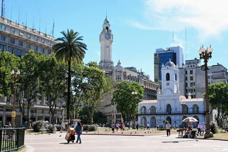5hs Small Group City Tour of Buenos Aires (Optional Street Food)