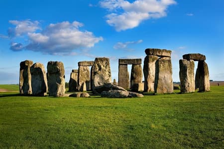 Stonehenge, castello di Windsor e bagno con pranzo al pub a Lacock