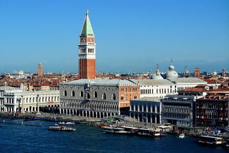Venice LUXURY Private Day Tour with Gondola ride - from Rome