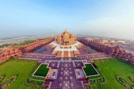 Delhi: Visits to Swaminarayan Akshardham with guide & transfers