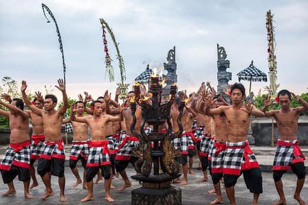 Uluwatu, Kecak Dance and Seafood Dinner on the Beach