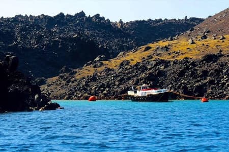 Santorini Volcano & Hot Springs Tour